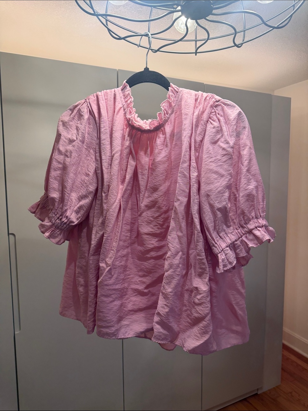 Pink Ruffled Neck Puff-Sleeve Women's Top